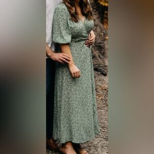 & Other Stories Green Floral Sleeve Dress